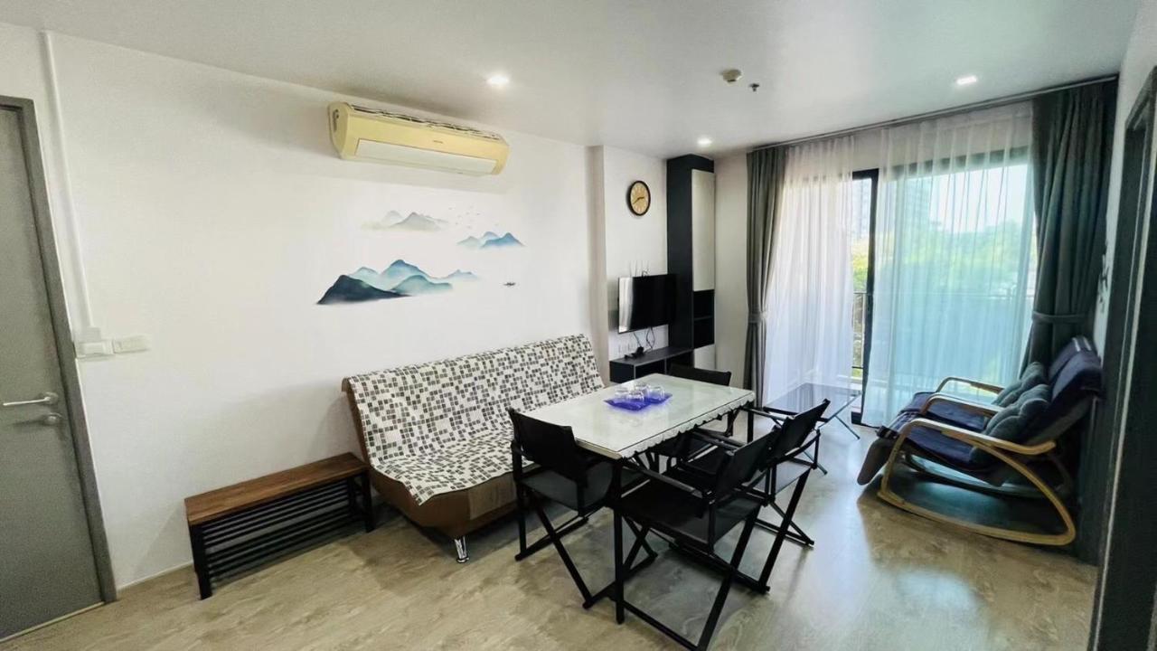 The Base Central Pattaya By Wwc Exterior photo